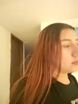 Snapshot of caro_sweett chatting on 03/21/26, 11:08 caro sweett online show from 03/21/26, 11:08