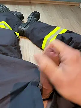 Snapshot of dickshome chatting on 02/17/26, 07:38 dickshome online show from 02/17/26, 07:38