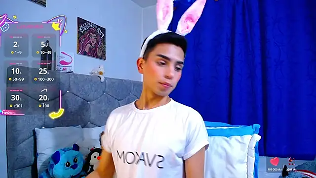 OwenBluee online show from 10/28/25, 06:43