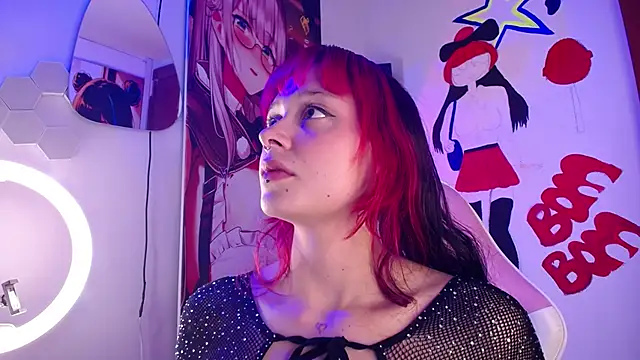 Snapshot of bombom_6 chatting on 02/22/25, 01:55 bombom 6 online show from 02/22/25, 01:55