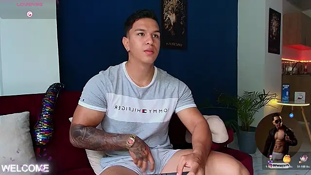 Taylor John online show from 11/10/25, 01:32