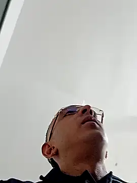 paisa233 online show from 09/30/25, 12:21