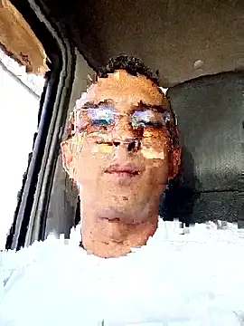 Snapshot of paisa233 chatting on 01/16/26, 01:59 paisa233 online show from 01/16/26, 01:59