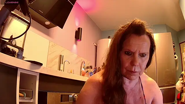 Endrocleia online show from 06/18/26, 12:00