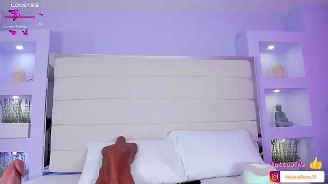 HelenaRoos online show from 10/10/25, 07:46