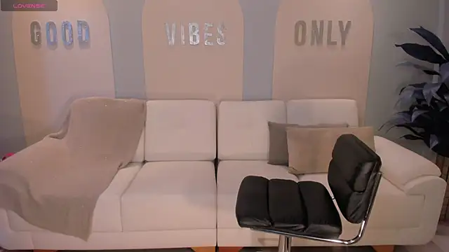 MariaHerrera  online show from 12/24/24, 02:21