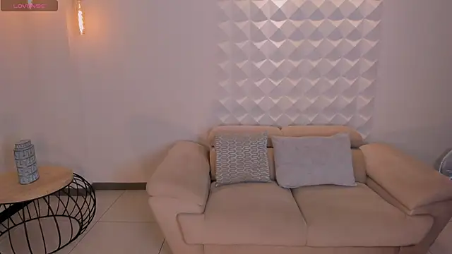 MariaHerrera  online show from 10/15/25, 09:04