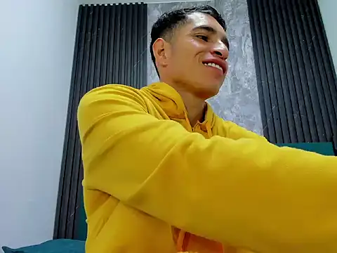 Snapshot of jack_pergurtson01 chatting on 12/03/25, 10:24 jack pergurtson01 online show from 12/03/25, 10:24