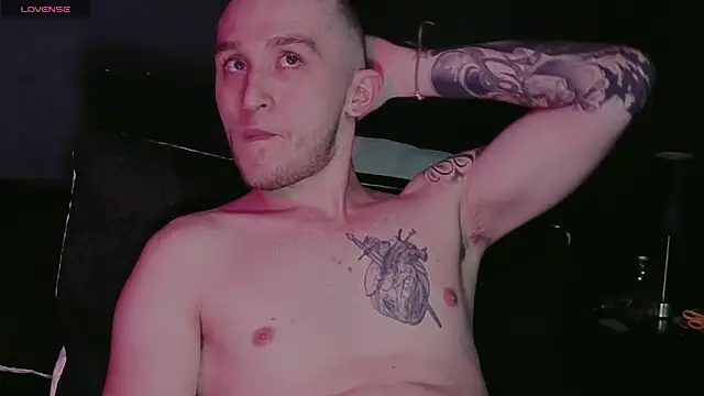 Snapshot of Dylanwhite23_ chatting on 02/04/26, 03:45 Dylanwhite23 online show from 02/04/26, 03:45