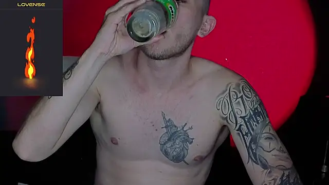 Snapshot of Dylanwhite23_ chatting on 02/07/26, 02:04 Dylanwhite23 online show from 02/07/26, 02:04