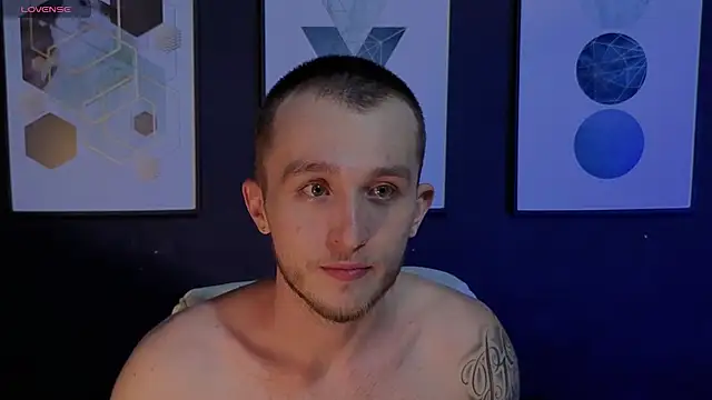 Snapshot of Dylanwhite23_ chatting on 02/24/26, 01:58 Dylanwhite23 online show from 02/24/26, 01:58