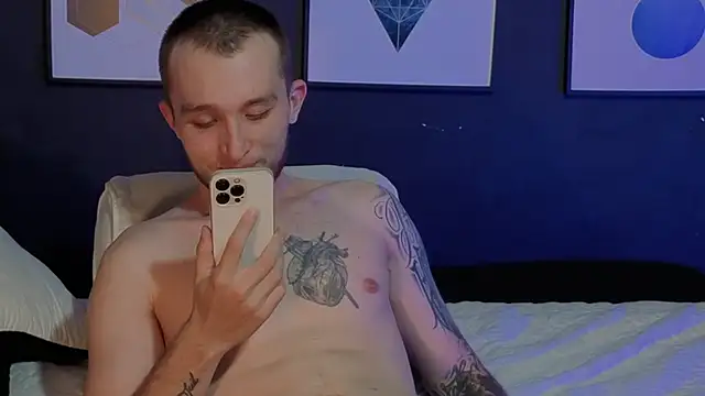 Snapshot of Dylanwhite23_ chatting on 02/27/26, 01:27 Dylanwhite23 online show from 02/27/26, 01:27