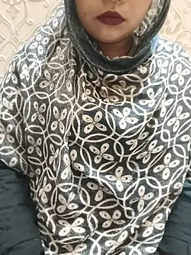 Indian-Nazia online show from 09/25/25, 04:43