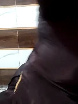 Indian-Nazia online show from 10/16/25, 07:31