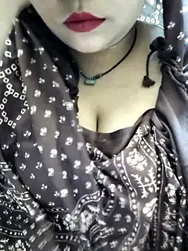 Indian-Nazia online show from 04/28/26, 07:19