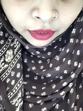 Snapshot of Indian-Nazia chatting on 05/16/26, 07:01 Indian-Nazia online show from 05/16/26, 07:01