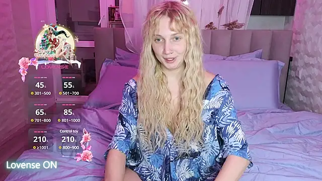 GoodGirl0024 online show from 02/23/25, 07:49