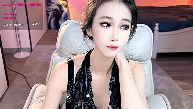 JoooJo  online show from 09/21/25, 04:47