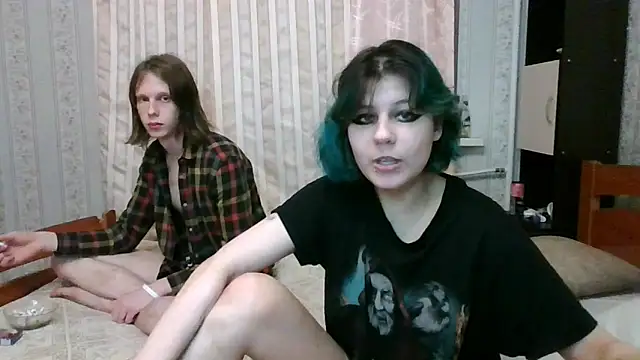 Snapshot of Crystal_Love_Porn chatting on 02/01/25, 03:30 Crystal Love Porn online show from 02/01/25, 03:30