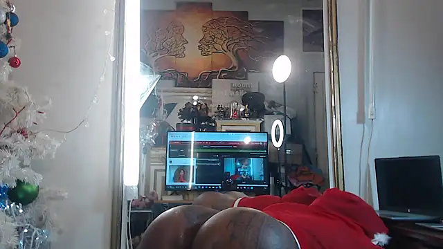 Snapshot of Jennytop chatting on 12/21/25, 05:09 Jennytop online show from 12/21/25, 05:09