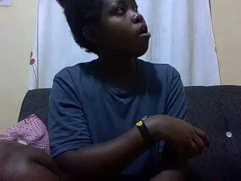 Sweetcecie01 online show from 06/16/26, 09:50