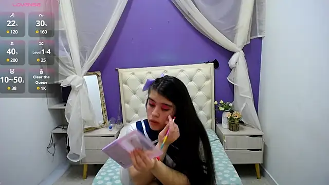 Snapshot of Ingrid_Casas chatting on 12/31/24, 01:19 Ingrid Casas online show from 12/31/24, 01:19