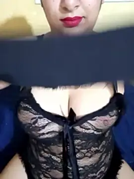 Snapshot of pipachox chatting on 12/15/25, 11:20 pipachox online show from 12/15/25, 11:20