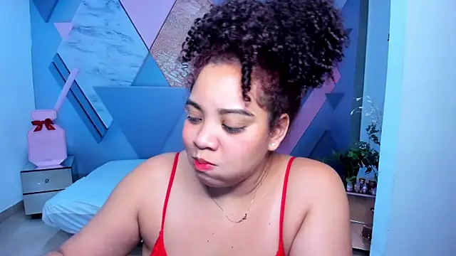 Snapshot of AngelaCoffee chatting on 02/06/25, 07:45 AngelaCoffee online show from 02/06/25, 07:45