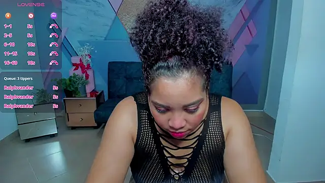 Snapshot of AngelaCoffee chatting on 03/05/25, 07:49 AngelaCoffee online show from 03/05/25, 07:49