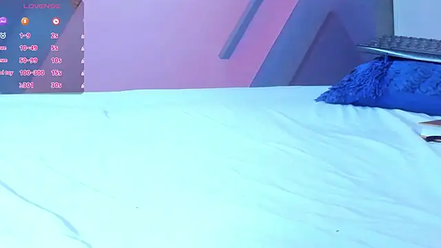 Snapshot of AngelaCoffee chatting on 03/07/25, 06:35 AngelaCoffee online show from 03/07/25, 06:35