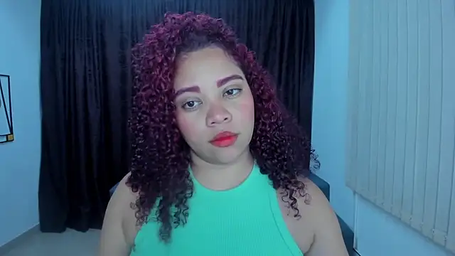 Snapshot of AngelaCoffee chatting on 09/16/25, 12:11 AngelaCoffee online show from 09/16/25, 12:11