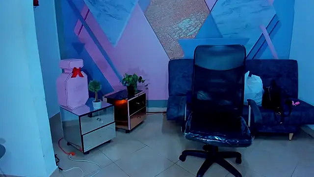 Snapshot of AngelaCoffee chatting on 09/28/25, 09:58 AngelaCoffee online show from 09/28/25, 09:58