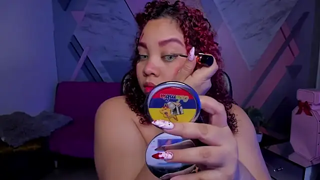 Snapshot of AngelaCoffee chatting on 11/01/25, 03:19 AngelaCoffee online show from 11/01/25, 03:19