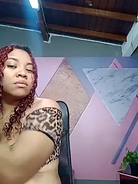 Snapshot of AngelaCoffee chatting on 11/18/25, 02:50 AngelaCoffee online show from 11/18/25, 02:50