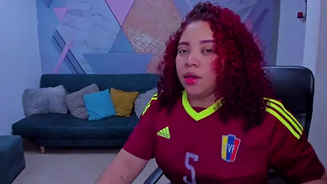 Snapshot of AngelaCoffee chatting on 11/27/25, 03:41 AngelaCoffee online show from 11/27/25, 03:41