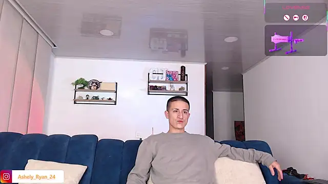 ashely ryan24 online show from 06/09/26, 12:44