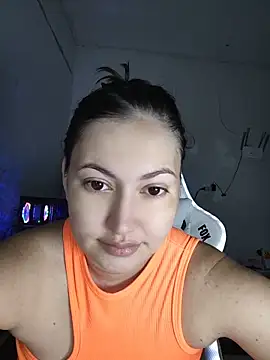 Snapshot of dani123unica chatting on 05/11/26, 10:21 dani123unica online show from 05/11/26, 10:21