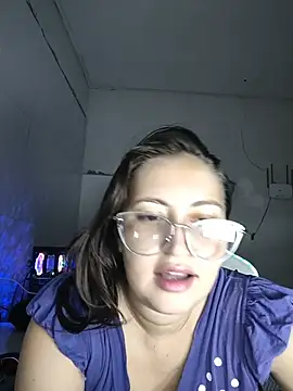 Snapshot of dani123unica chatting on 05/25/26, 10:21 dani123unica online show from 05/25/26, 10:21