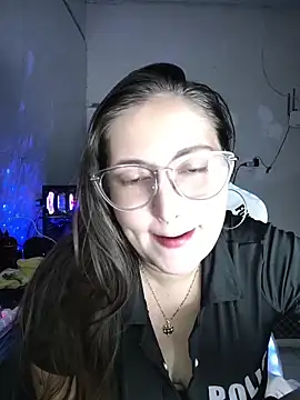 Snapshot of dani123unica chatting on 06/08/26, 10:32 dani123unica online show from 06/08/26, 10:32