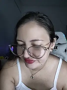 Snapshot of dani123unica chatting on 06/12/26, 10:36 dani123unica online show from 06/12/26, 10:36