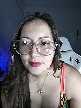 Snapshot of dani123unica chatting on 06/18/26, 10:41 dani123unica online show from 06/18/26, 10:41
