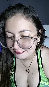 Snapshot of dani123unica chatting on 07/18/26, 10:52 dani123unica online show from 07/18/26, 10:52