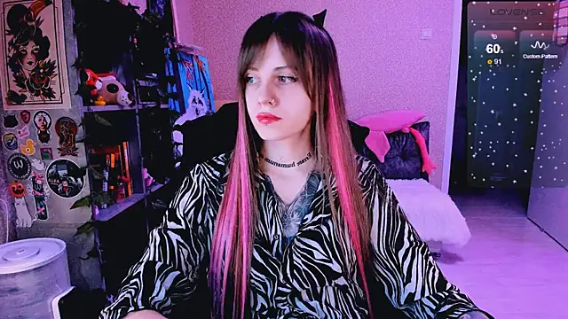 NaniMoore online show from 03/05/25, 08:10