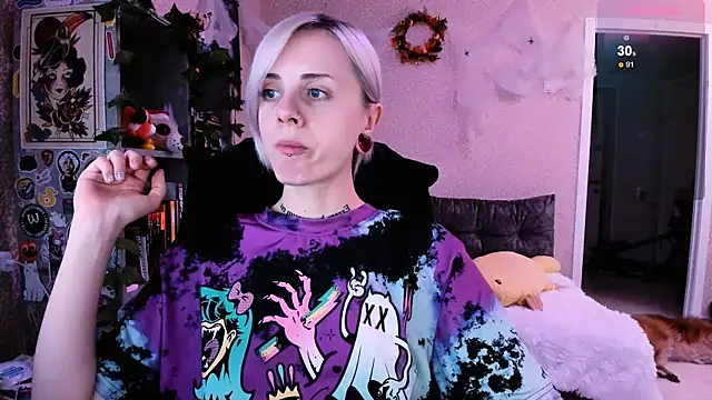 NaniMoore online show from 10/09/25, 08:29