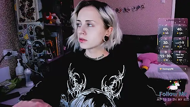 NaniMoore online show from 12/21/25, 09:00