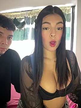 Snapshot of Dulce-diosa chatting on 03/03/25, 07:06 Dulce-diosa online show from 03/03/25, 07:06