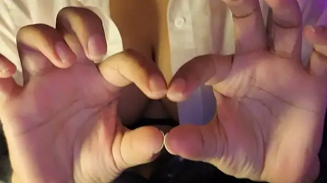 Snapshot of Asian_FemQeen chatting on 02/09/26, 10:41 Asian FemQeen online show from 02/09/26, 10:41