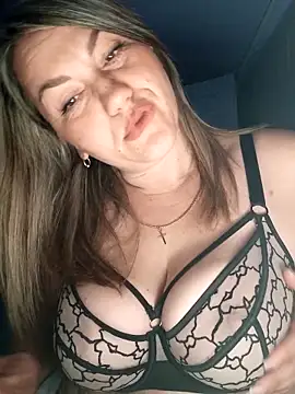 Ant0nina online show from 10/26/25, 10:47