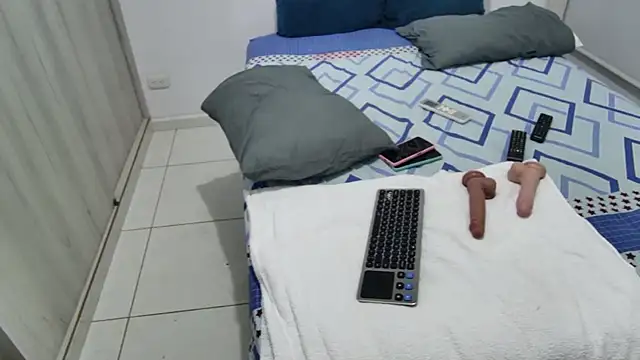 Snapshot of Scarlett_Evanz chatting on 02/24/25, 05:43 Scarlett Evanz online show from 02/24/25, 05:43