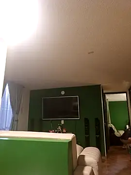 Snapshot of kitty_84 chatting on 02/12/26, 10:10 kitty 84 online show from 02/12/26, 10:10